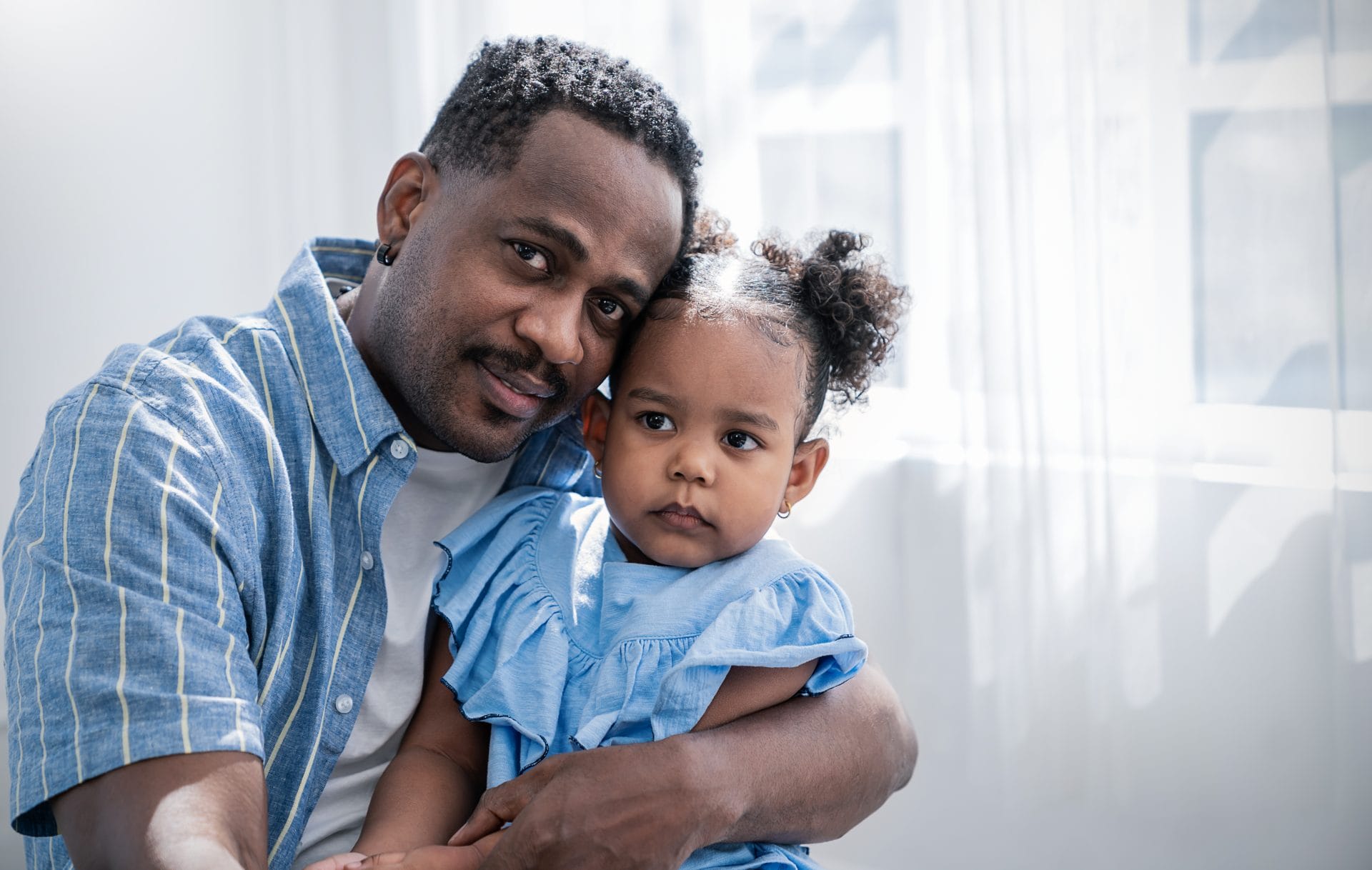 african-black-father-and-daughter-hugging-bonding-2026-01-08-08-12-38-utc